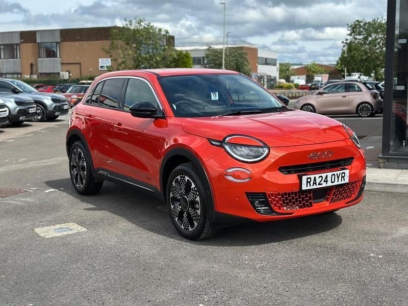 Orange Used 2024 Fiat 600 S SUV | £20,000 (Fair price) - Image 1/4