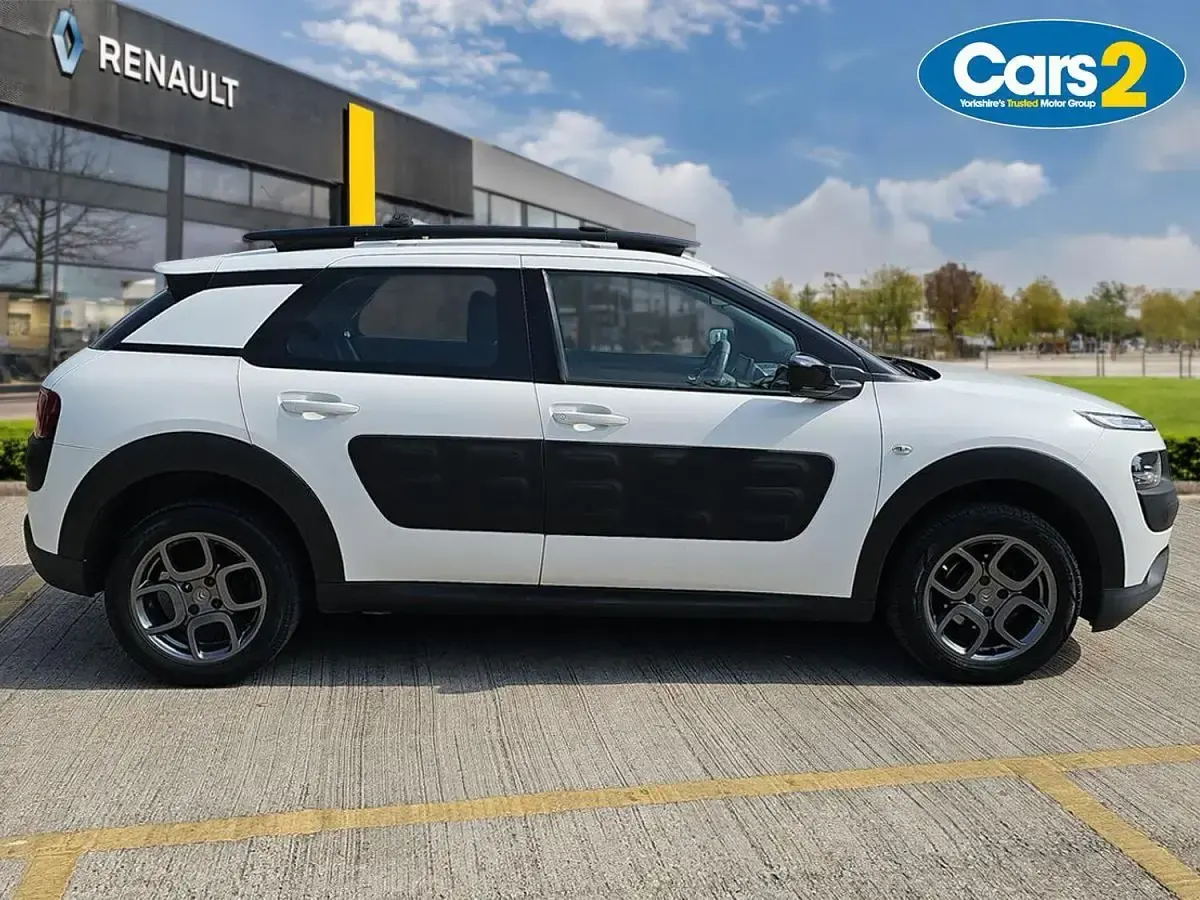 Used Citroën C4 Cactus Feel 2015 White Hatchback