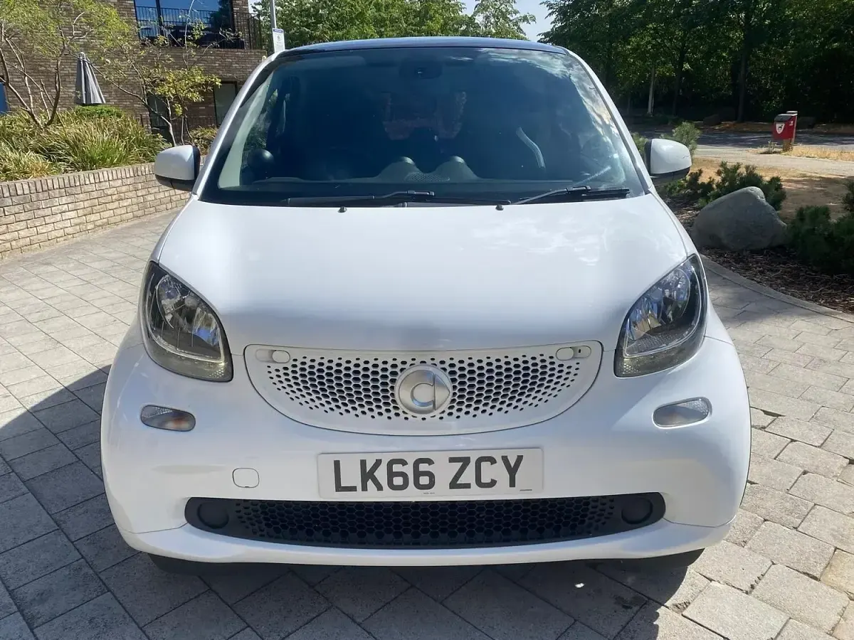 Used Smart ForTwo Coupé 71 HP (52 kW) 2016 White Coupe