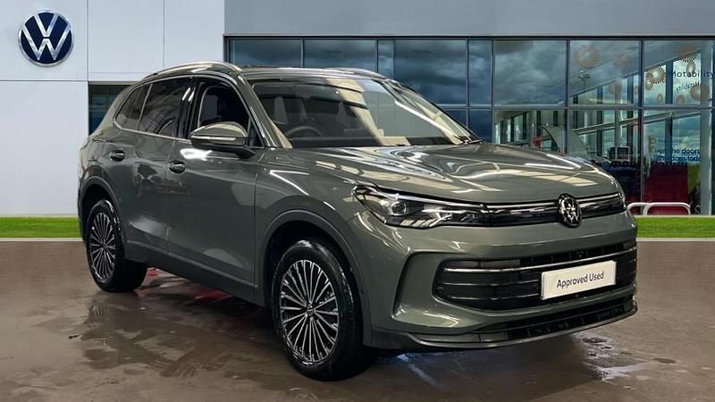 Used VW Tiguan Match 204 HP (150 kW) 2025 Cipressinogreen metallic SUV