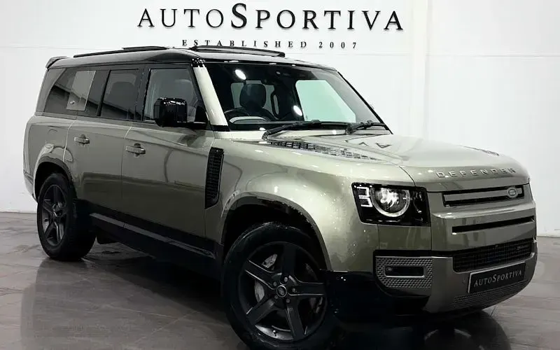Usado Land Rover Defender SE Dynamic 300 HP (220 kW) 2023 SUV