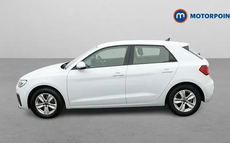 Used Audi A1 Sportback 110 HP (80 kW) 2023 White Hatchback