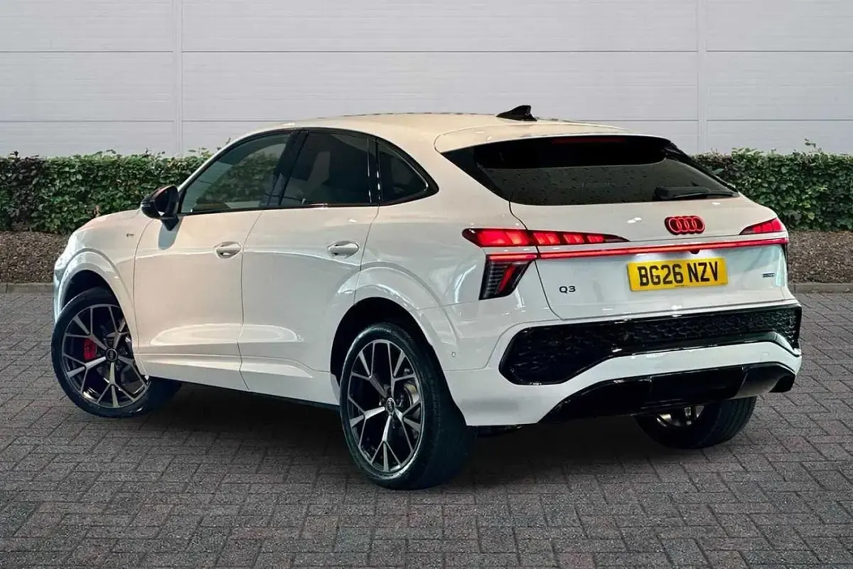 New Audi Q3 Advanced 200 HP (147 kW) 2026 Arkona white, solid SUV