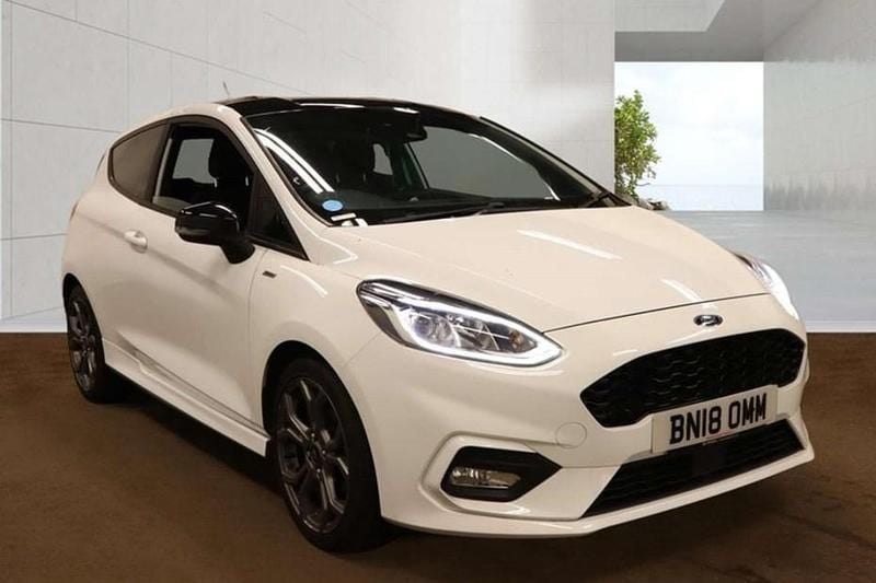Used Ford Fiesta ST-Line 140 HP (102 kW) 2018 White Hatchback