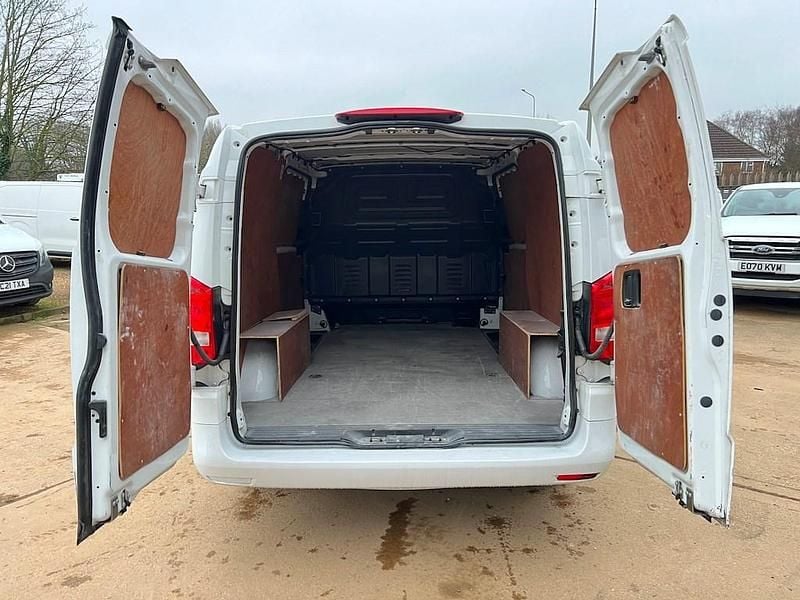 Used Mercedes Vito Progressive 2021 White Van
