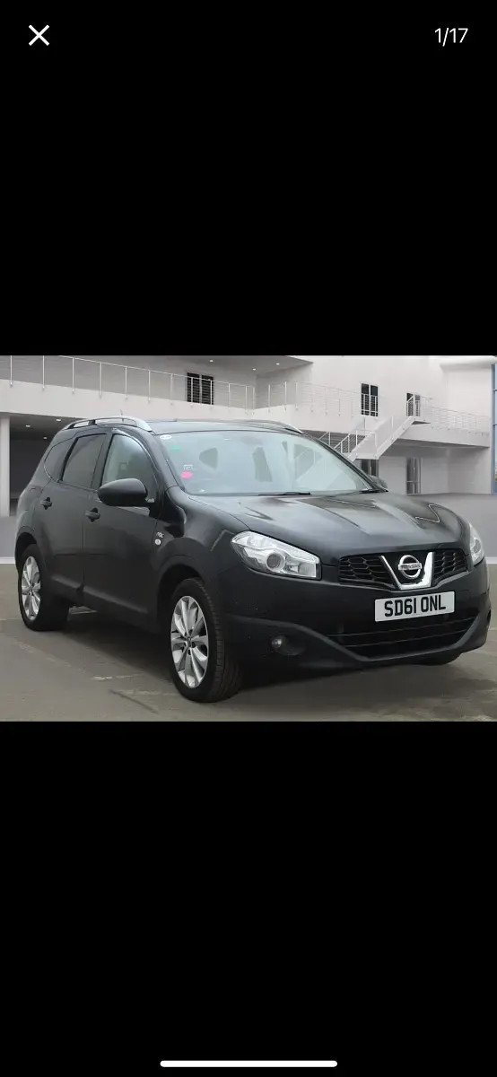 Begagnad Nissan Qashqai +2 N-TEC 2011 Svart SUV
