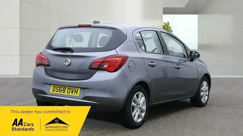 Used Vauxhall Corsa Design Edition 90 HP (66 kW) 2018 Grey Hatchback