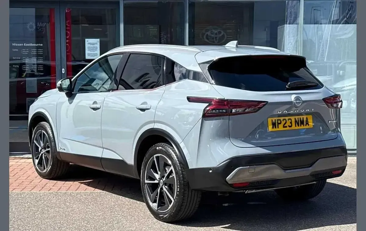 Used Nissan Qashqai Tekna 190 HP (139 kW) 2023 Grey SUV