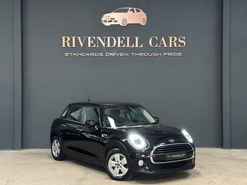 Black Used 2018 Mini Cooper D Hatch Hatchback | £10,480 (A bit pricey) - Image 1/1
