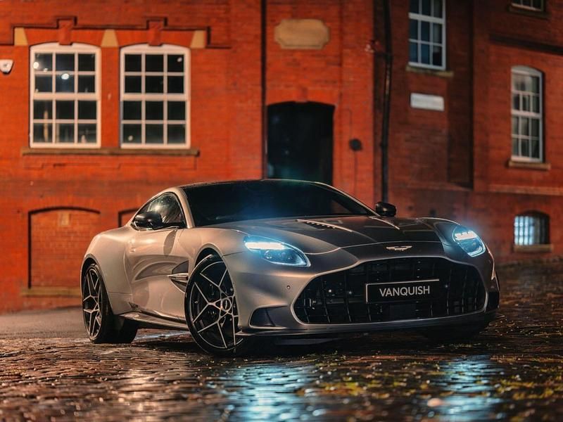 Silver Used 2025 Aston Martin Vanquish Coupe | £339,495 (Super price) - Image 1/4