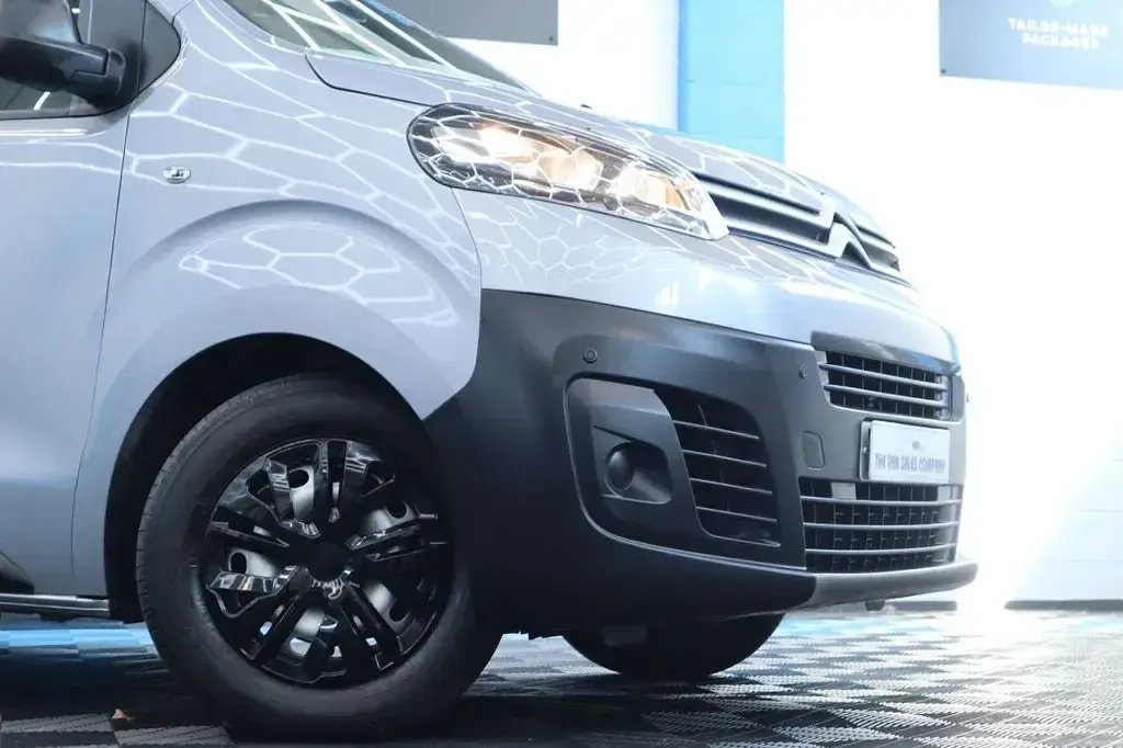 Used Citroën Dispatch 145 HP (106 kW) 2022 Grey MPV
