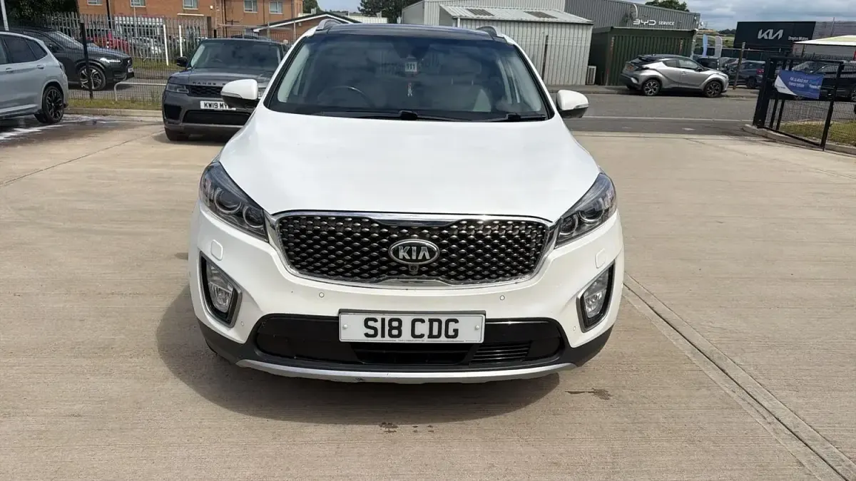 Used Kia Sorento 200 HP (147 kW) 2016 White SUV