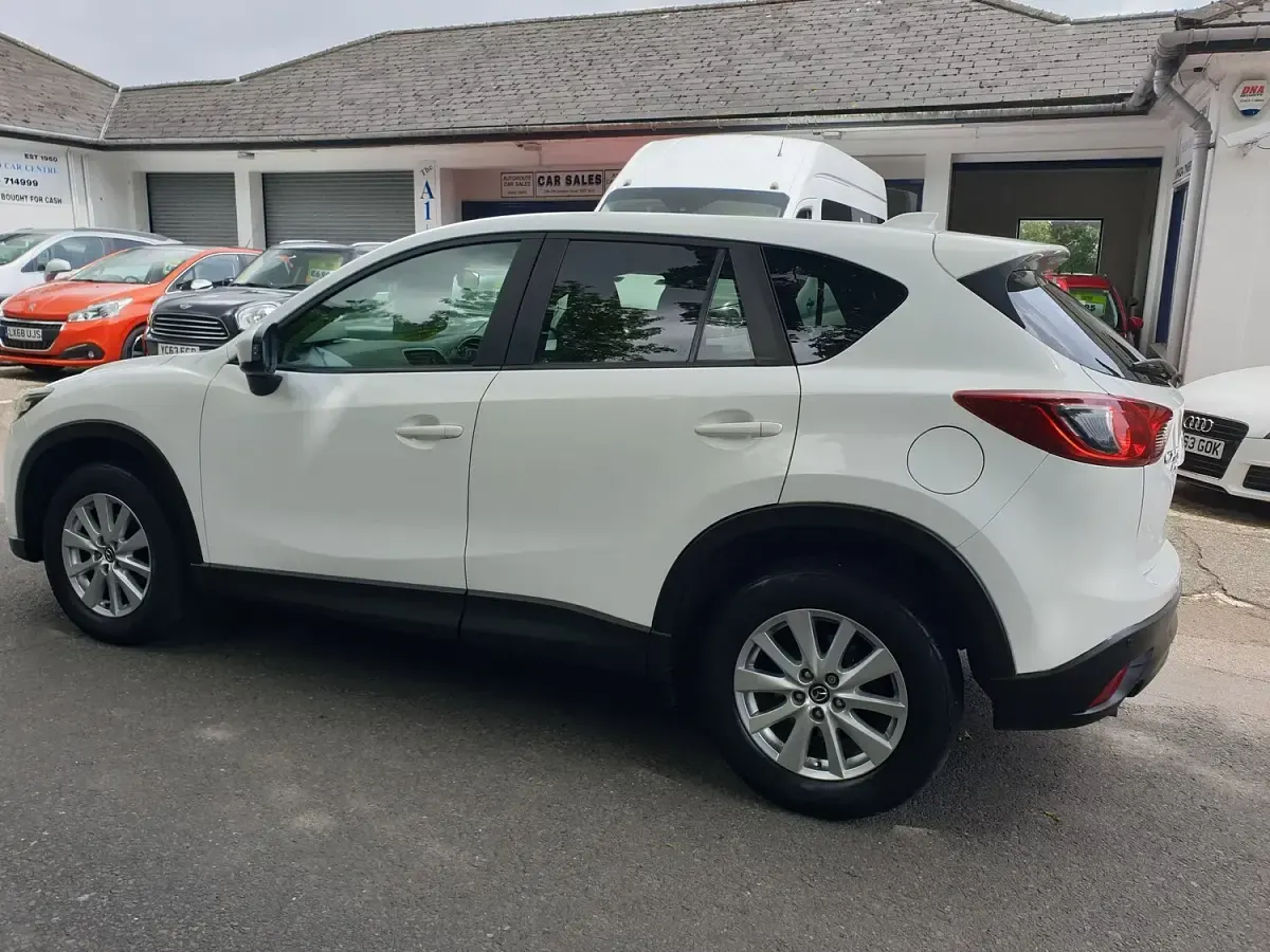 Used Mazda CX-5 175 HP (128 kW) 2015 White SUV