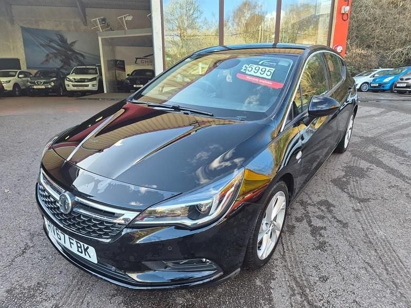 Black Used 2016 Vauxhall Astra SRi Hatchback | £4,995 (Fair price) - Image 1/4