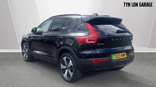 Used Volvo XC40 Core 167 kW (228 HP) 2023 Black SUV