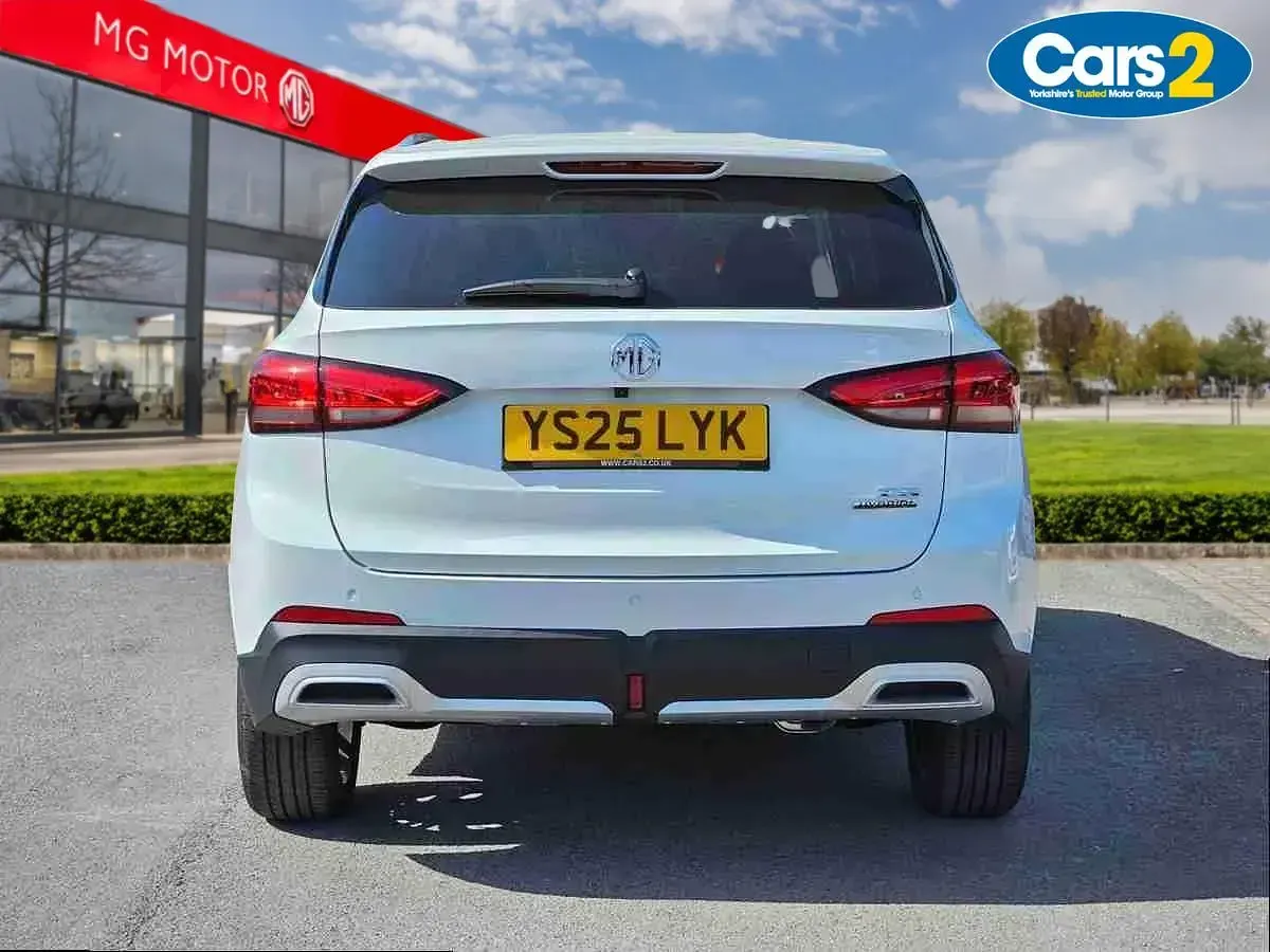 Used MG ZS Trophy 196 HP (144 kW) 2025 White SUV