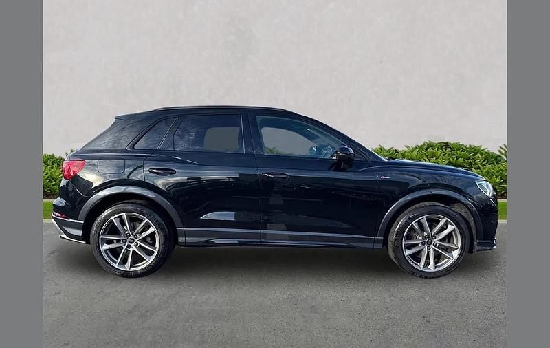 Used Audi Q3 Black Edition 190 HP (139 kW) 2022 Black SUV