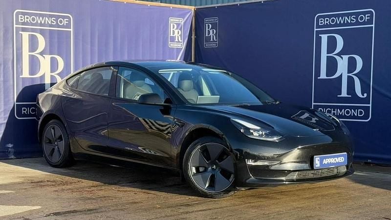 Black Used 2022 Tesla Model 3 Long Range AWD Sedan | £20,349 (Fair price) - Image 1/3