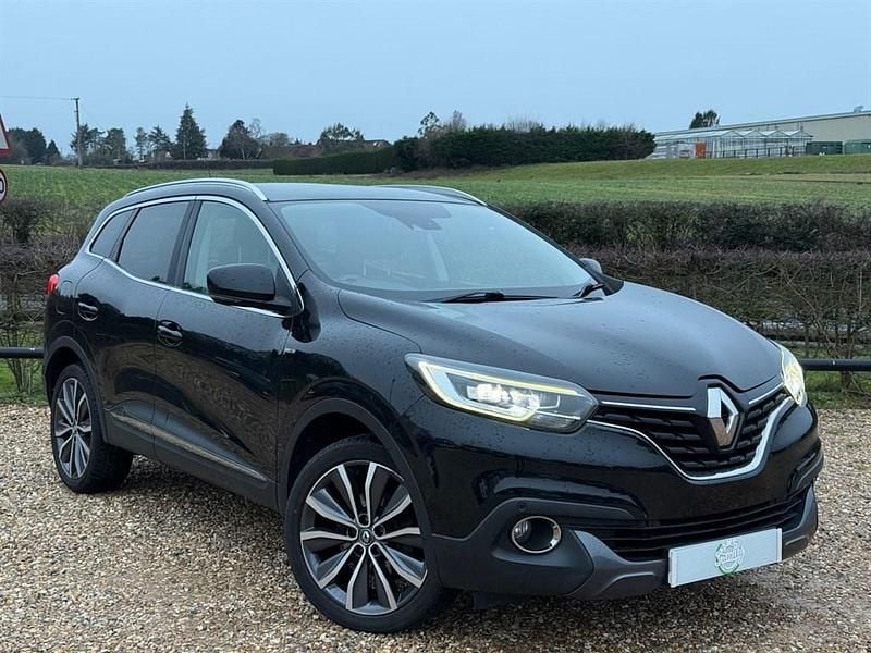 Black Used 2017 Renault Kadjar Signature S SUV | £6,580 (Fair price) - Image 1/1
