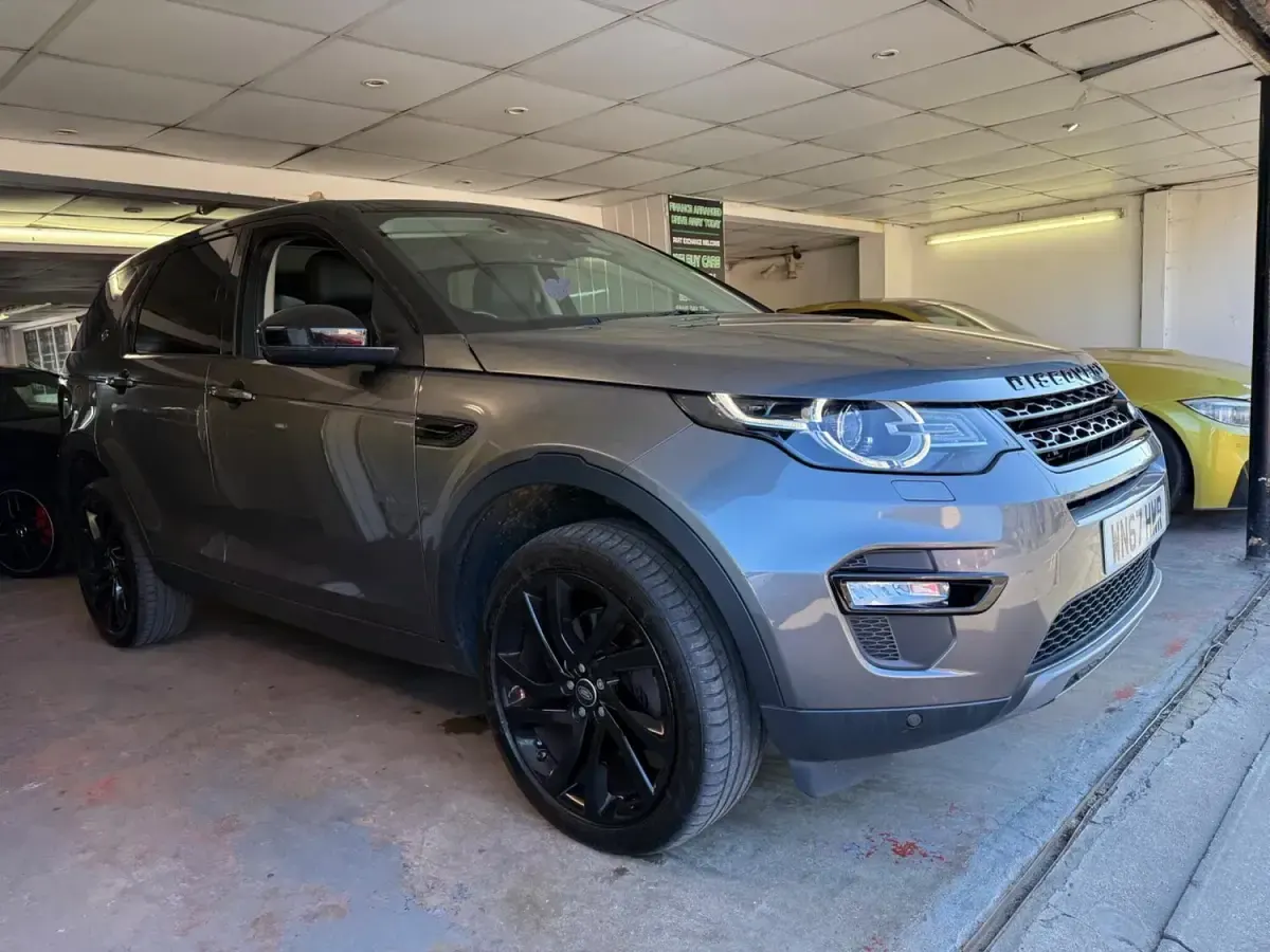 Used Land Rover Discovery Sport HSE 180 HP (132 kW) 2017 Grey SUV
