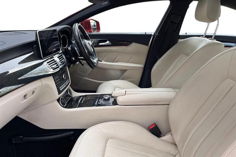 Used Mercedes CLS350 AMG Line Premium 258 HP (189 kW) 2016 Hyacinth red Sedan