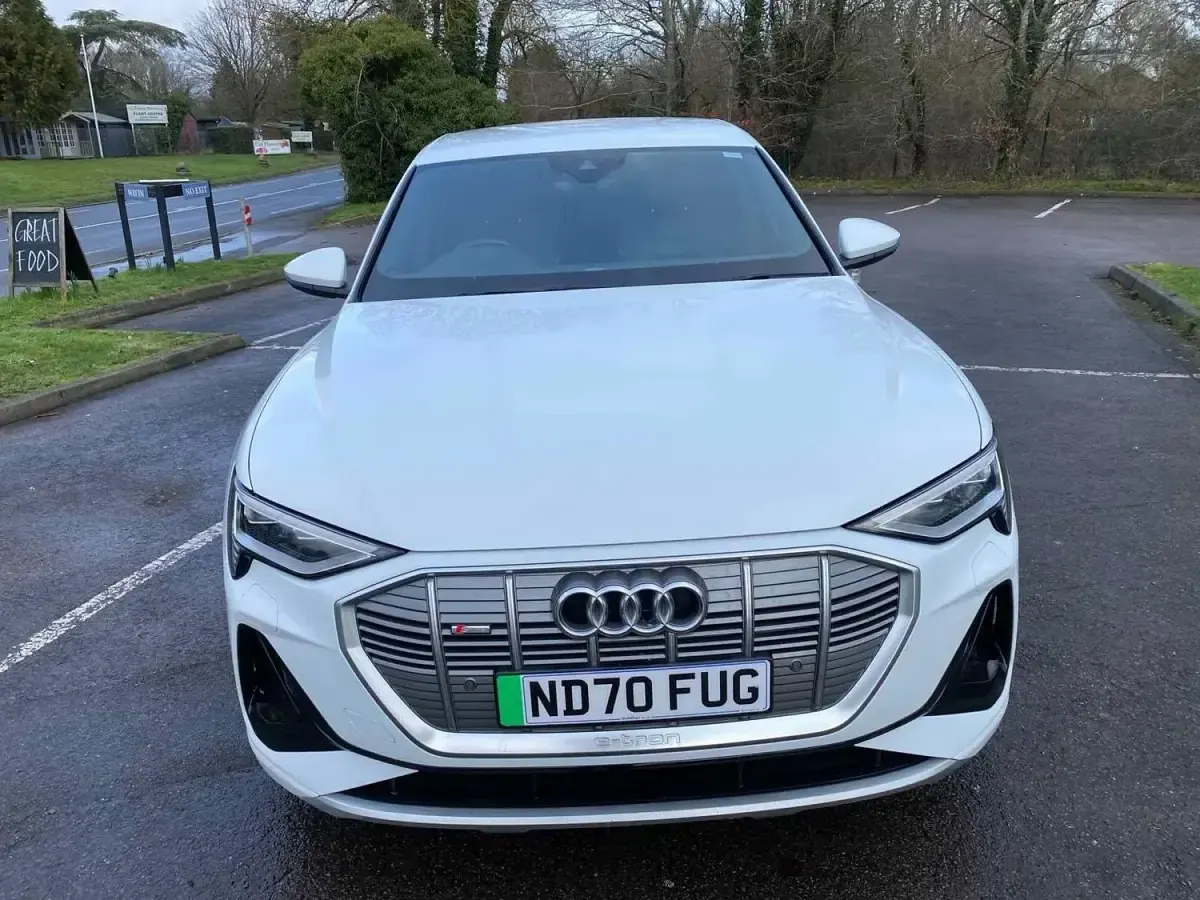 Usado Audi e-tron S-Line 300 kW (408 HP) 2020 Branco SUV
