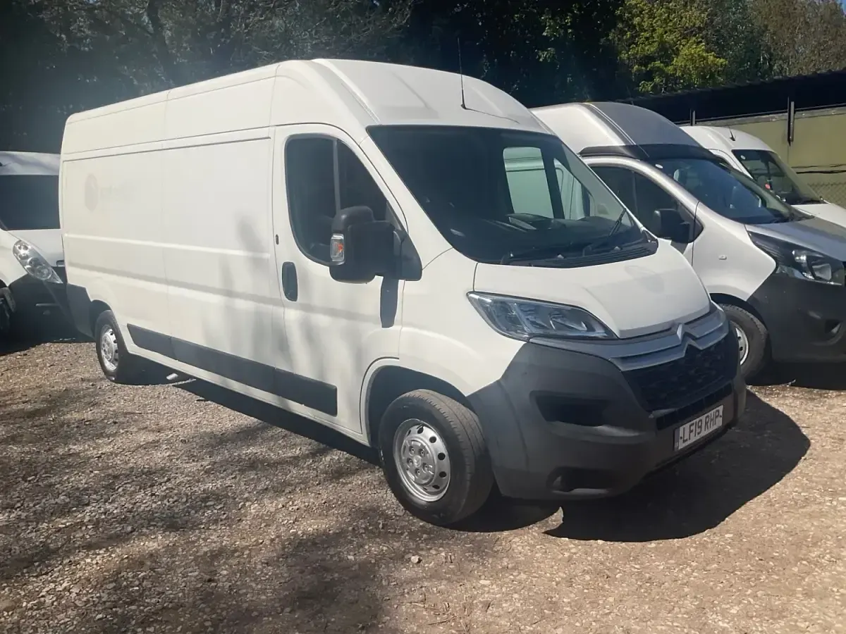 Begagnad Citroën Relay 140 HK (102 kW) 2019 Vit Van