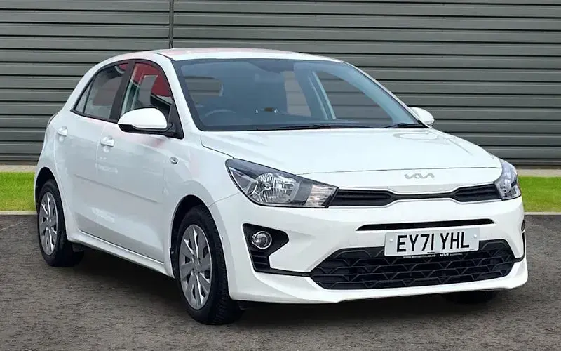 Used Kia Rio 84 HP (61 kW) 2021 Hatchback