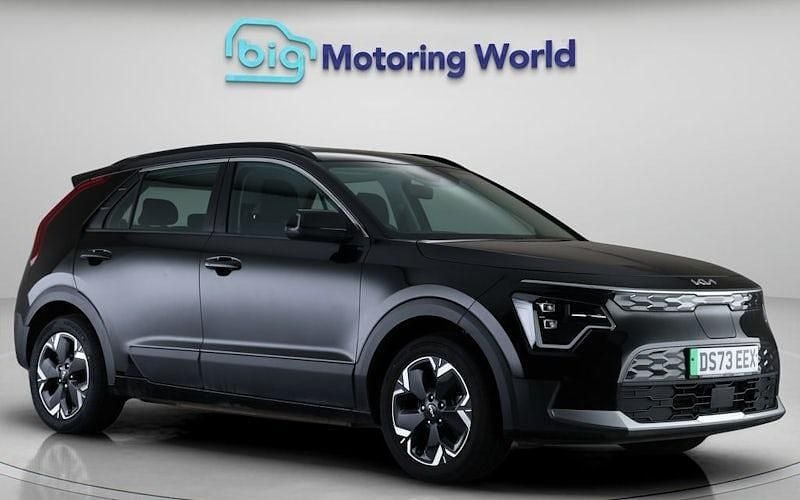 Used 2023 Kia Niro SUV | £15,800 (Good price) - Image 1/4
