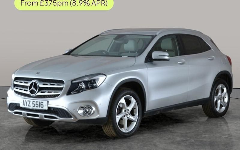 Used Mercedes GLA200 Executive 136 HP (100 kW) 2018 Silver SUV