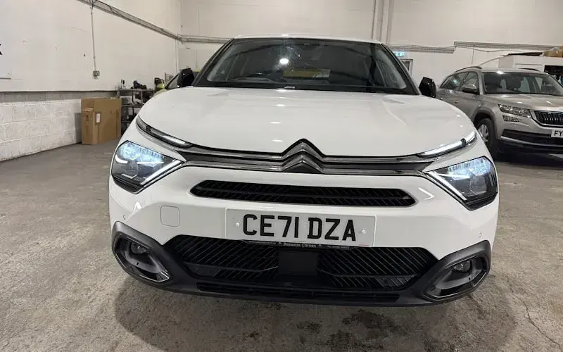 Used Citroën e-C4 Shine 100 kW (136 HP) 2023 Hatchback