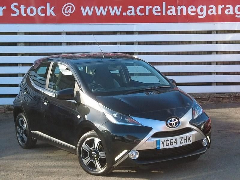 Used Toyota Aygo X-clusiv 68 HP (50 kW) 2014 Black Hatchback