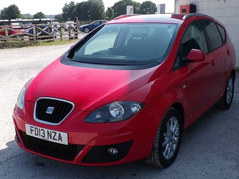 Used Seat Altea XL Copa 2013 Red MPV