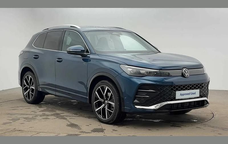 Blue Used 2024 VW Tiguan R-line SUV | £33,006 (Fair price) - Image 1/4