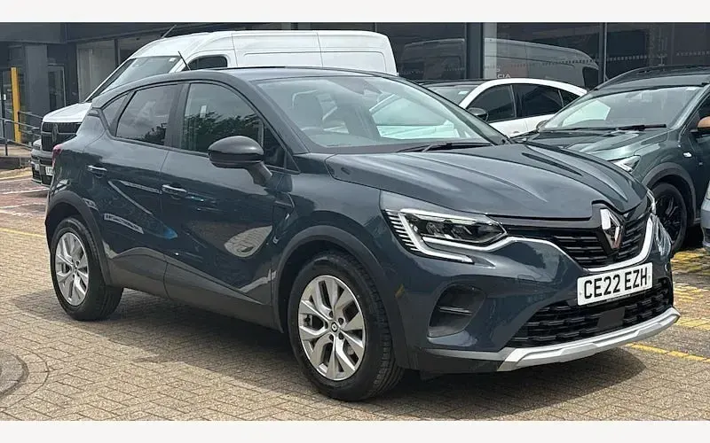 Used Renault Captur Iconic 91 HP (66 kW) 2022 SUV