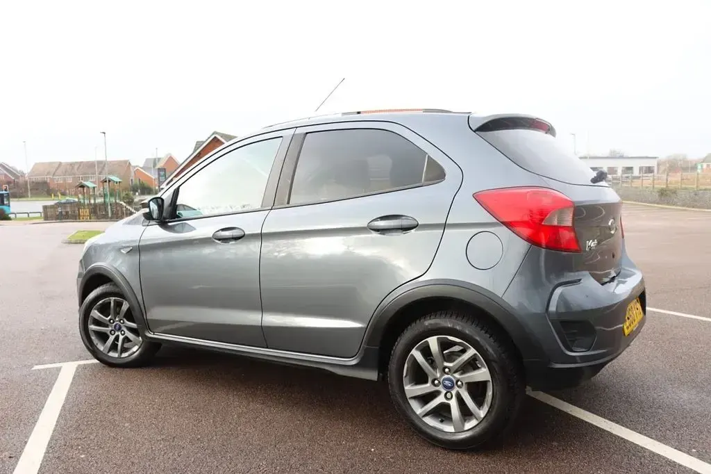 Used Ford Ka Plus Active 85 HP (62 kW) 2018 Grey Hatchback