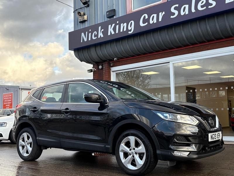 Black pearl Used 2019 Nissan Qashqai Acenta Premium SUV | £10,975 (Good price) - Image 1/4