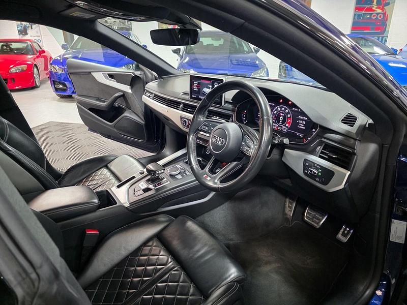 Used Audi S5 Sportback Business 354 HP (260 kW) 2017 Blue Hatchback