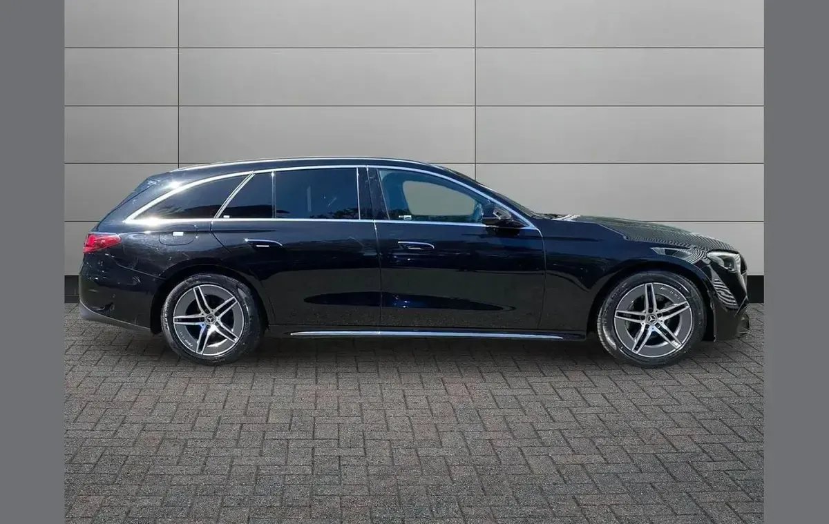 Used Mercedes E200 AMG line 204 HP (150 kW) 2025 Black Estate