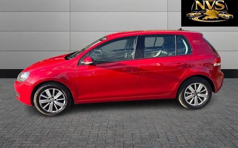 Begagnad VW Golf VII Match 105 HK (77 kW) 2015 Halvkombi