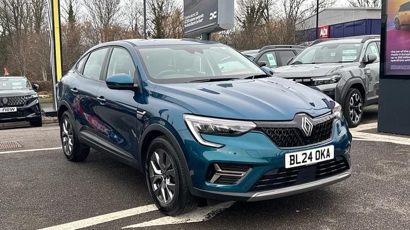 Used Renault Arkana Evolution 142 HP (104 kW) 2024 Metallic  zanzibar blue  SUV