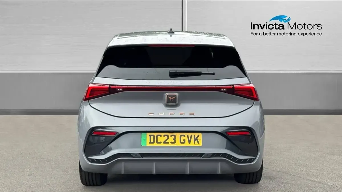 Used Cupra Born e-Boost 169 kW (230 HP) 2023 Vapour grey gloss Hatchback