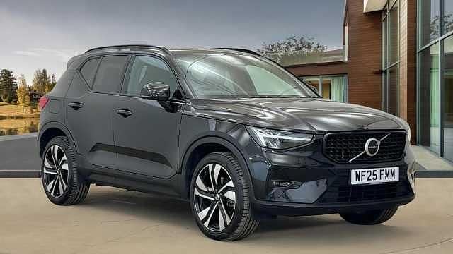 Black Used 2025 Volvo XC40 Plus SUV | £32,491 (Fair price) - Image 1/4