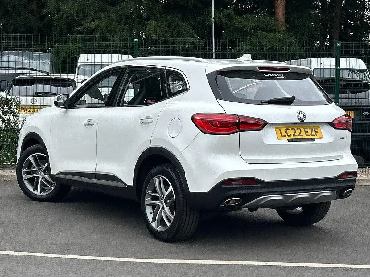 Used MG HS Exclusive 162 HP (119 kW) 2022 White SUV