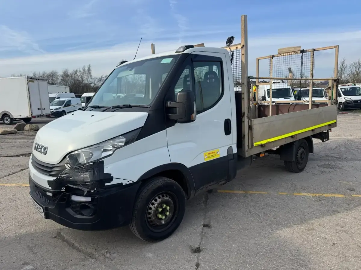 Begagnad Iveco Daily 2018 Vit Van