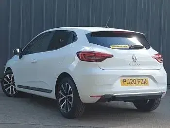 Used Renault Clio V Iconic 100 HP (73 kW) 2020 White Hatchback