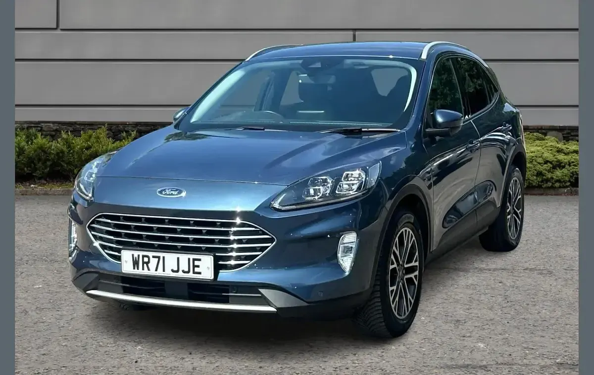 Used Ford Kuga Titanium 117 HP (86 kW) 2021 Blue SUV