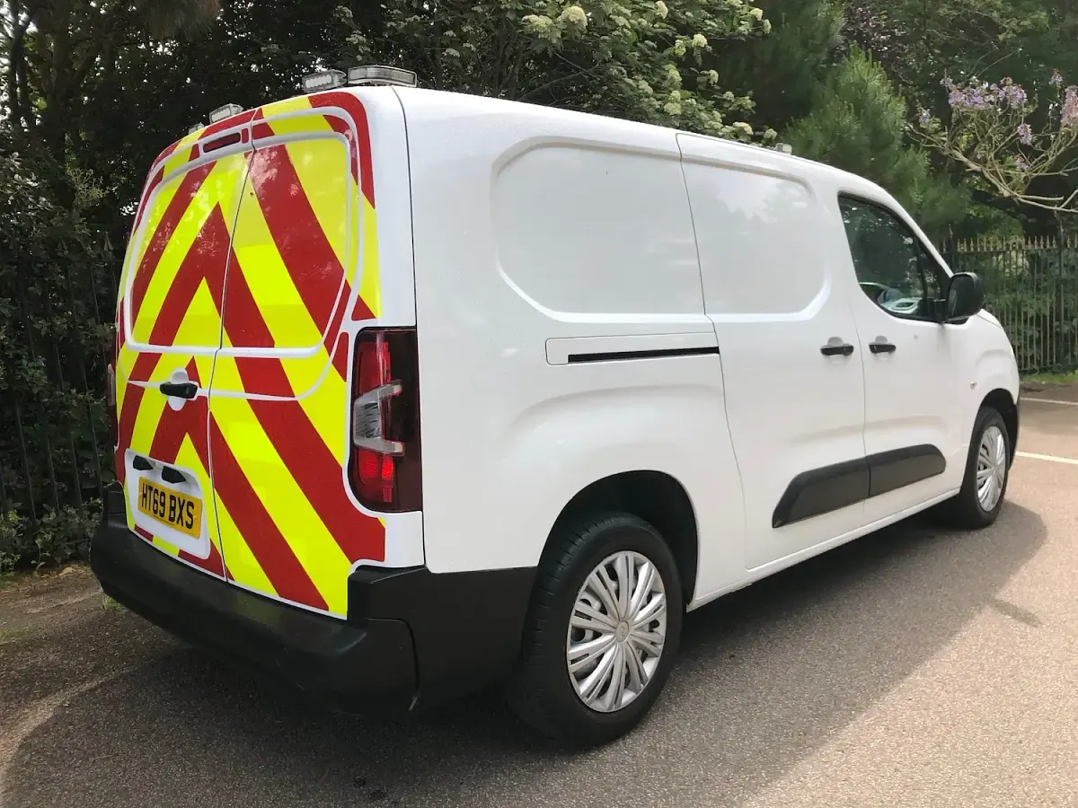 Used Peugeot Partner S 131 HP (96 kW) 2020 White MPV