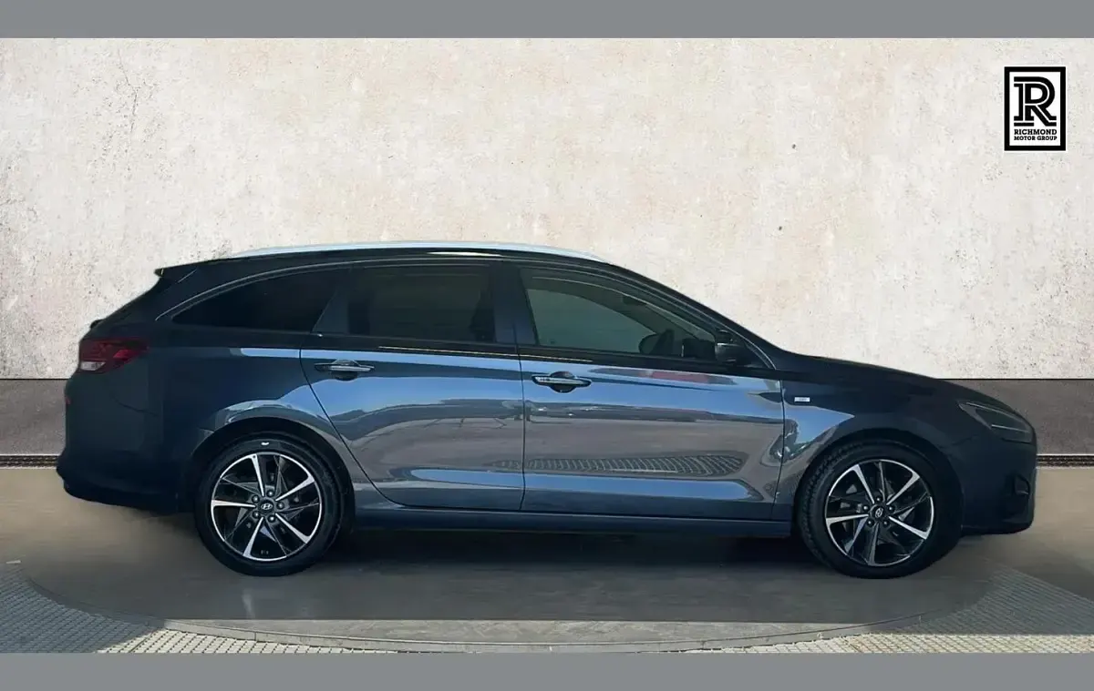 Used Hyundai i30 Premium 120 HP (88 kW) 2023 Grey Estate