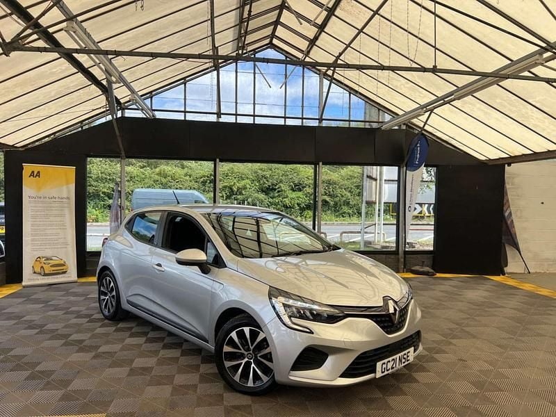 Silver Used 2021 Renault Clio V Iconic Hatchback | £12,995 (Good price) - Image 1/4